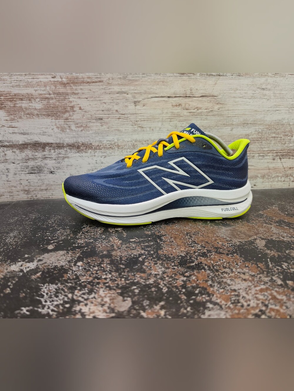 New Balance Fuelcell Walker Elite Athletic Shoes Sz 11 4E Extra Wide MWWKELN1